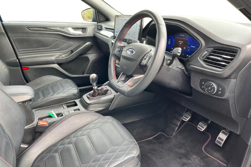 Used Ford Focus 2023 for sale - 78028725: Photo 9