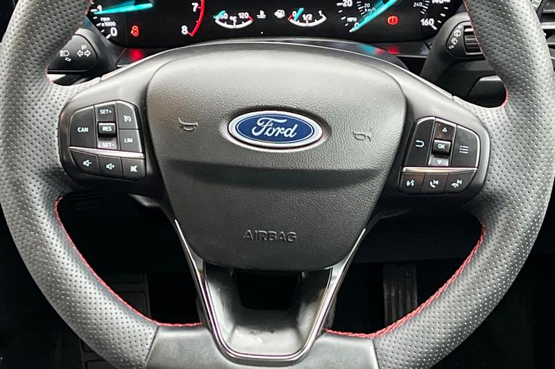 Used Ford Focus 2023 for sale - 77117171: Photo 12