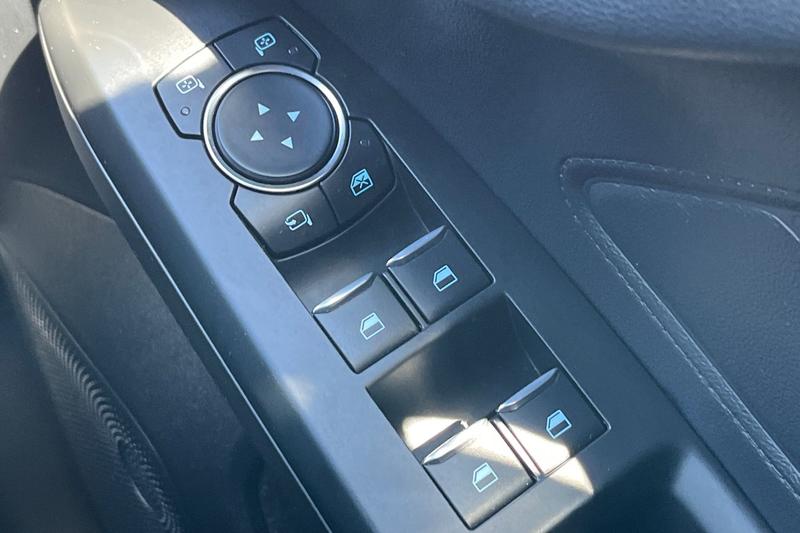 Used Ford Focus 2021 for sale - 78109368: Photo 16