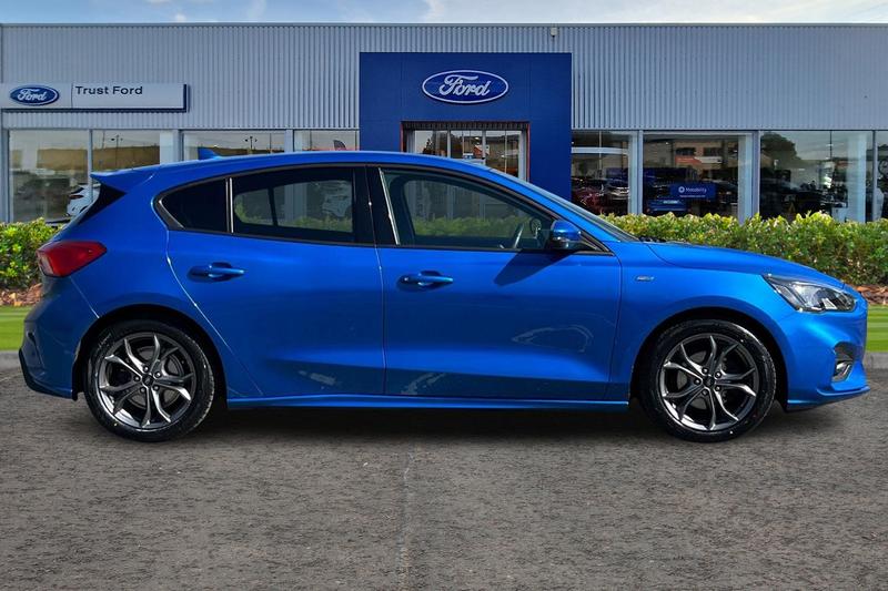 Used Ford Focus 2021 for sale - 78109368: Photo 3