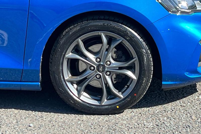 Used Ford Focus 2021 for sale - 78109368: Photo 8