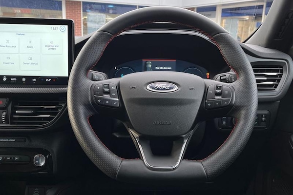 Used Ford Kuga 2024 for sale - 75453796: Photo 12