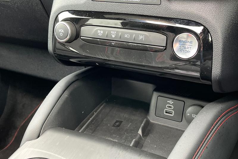 Used Ford Kuga 2025 for sale - 77989039: Photo 30