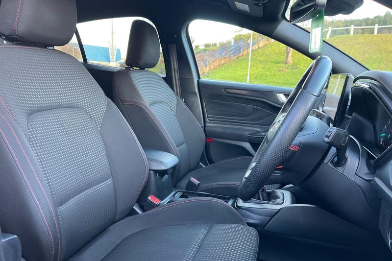 Used Ford Focus 2023 for sale - 76797162: Photo 17