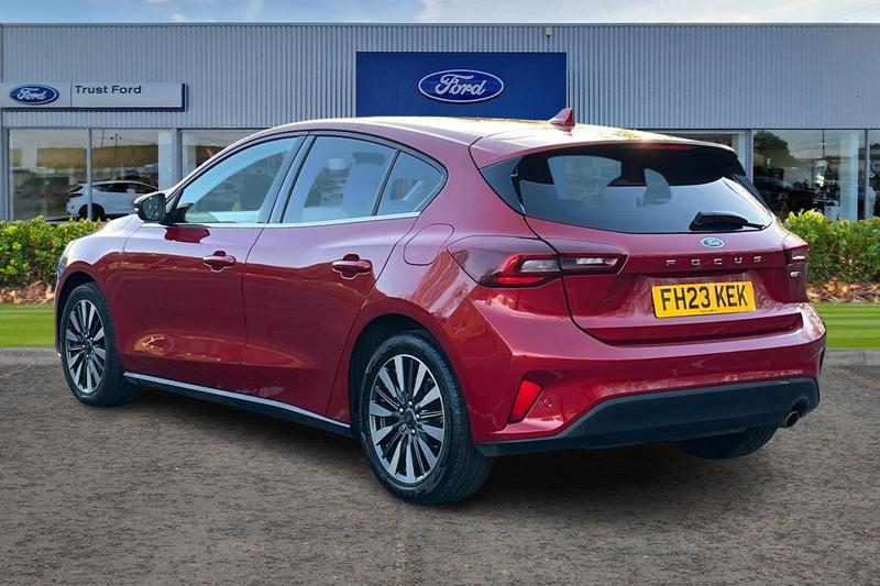 Used Ford Focus 2023 for sale - 76803416: Photo 2