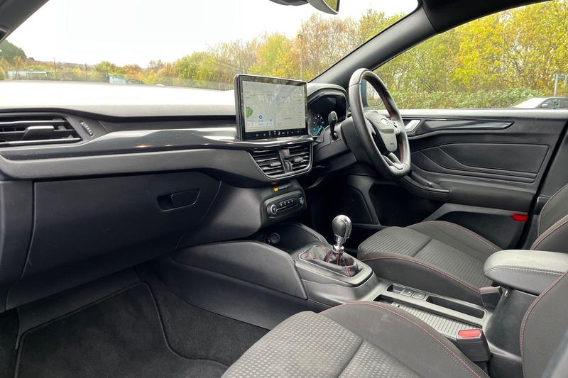 Used Ford Focus 2023 for sale - 76684879: Photo 18