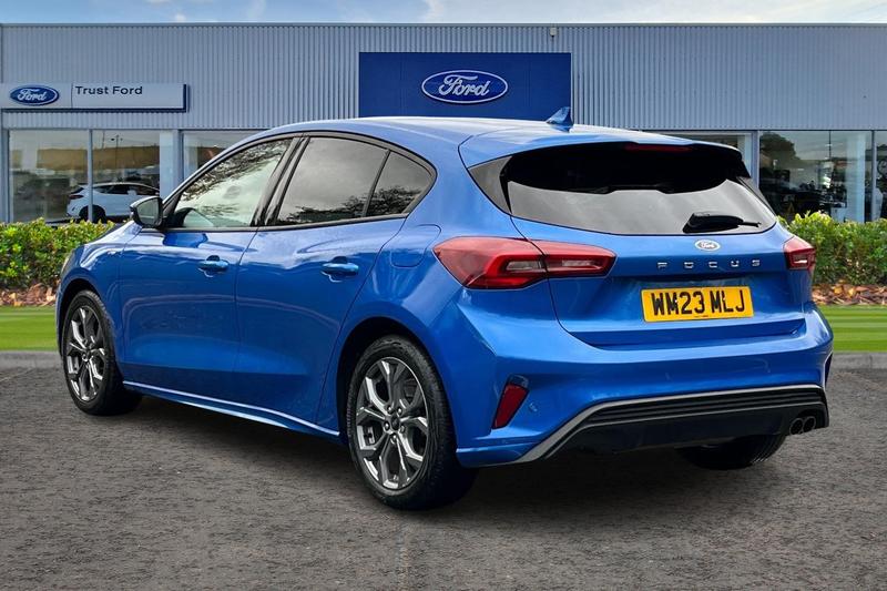 Used Ford Focus 2023 for sale - 76684879: Photo 2