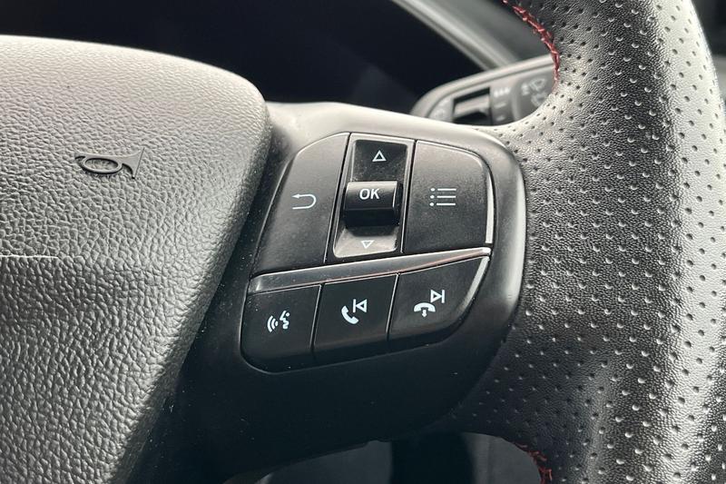 Used Ford Focus 2023 for sale - 76684879: Photo 33