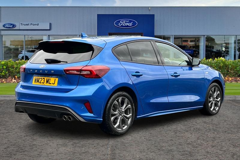 Used Ford Focus 2023 for sale - 76684879: Photo 4