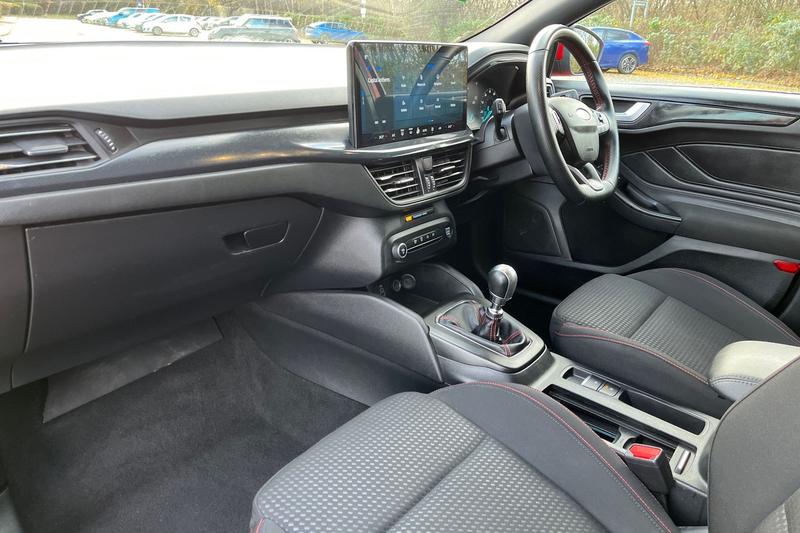 Used Ford Focus 2023 for sale - 76862503: Photo 18