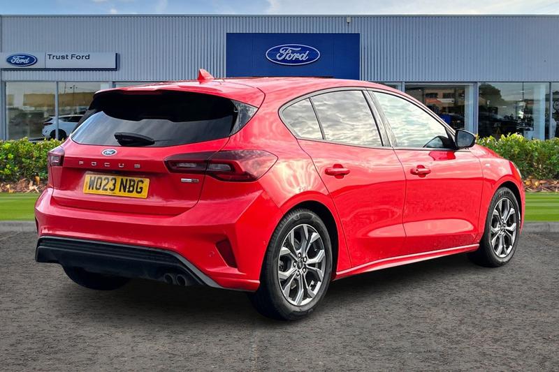 Used Ford Focus 2023 for sale - 76862503: Photo 4