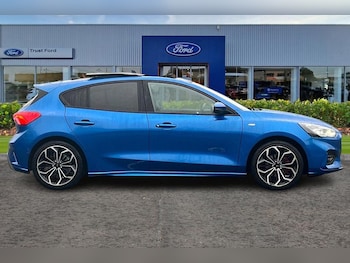 Used Ford Focus 2020 for sale - 77570688: Photo