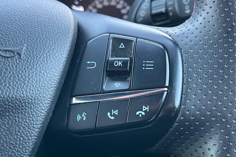 Used Ford Focus 2023 for sale - 76931375: Photo 33