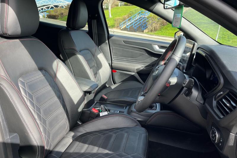 Used Ford Focus 2023 for sale - 78028724: Photo 17