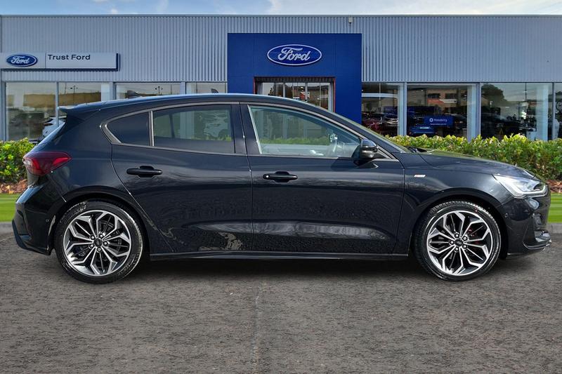 Used Ford Focus 2023 for sale - 78028724: Photo 3