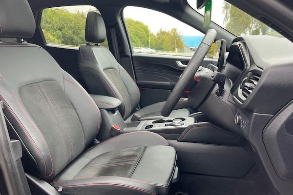 Used Ford Kuga 2025 for sale - 76319332: Photo 17