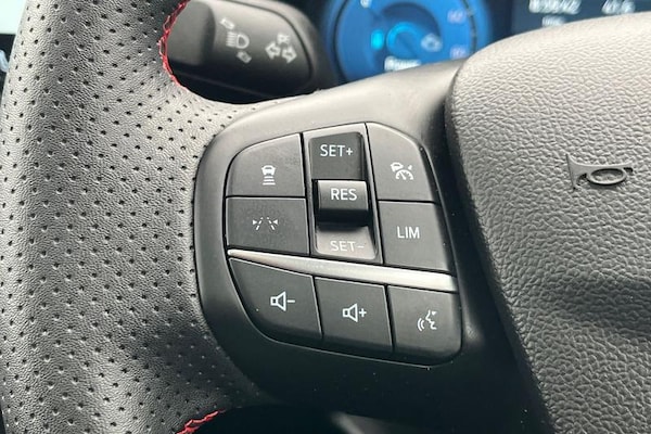 Used Ford Kuga 2025 for sale - 76319332: Photo 32