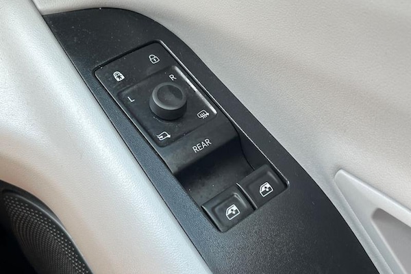 Used Ford Explorer 2025 for sale - 75381063: Photo 16