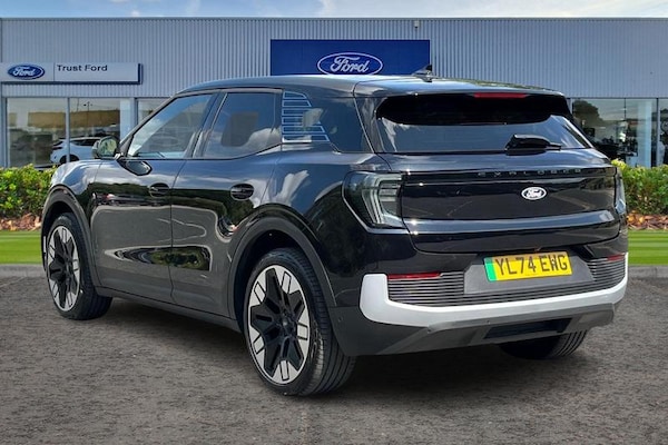 Used Ford Explorer 2025 for sale - 75381063: Photo 2