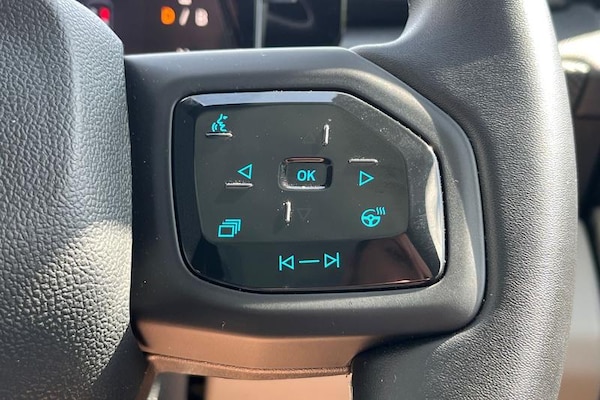 Used Ford Explorer 2025 for sale - 75381063: Photo 32