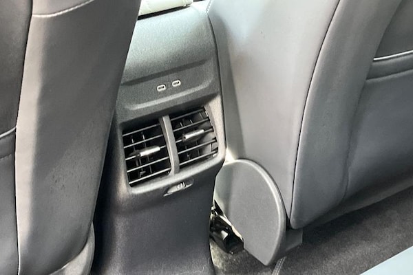 Used Ford Explorer 2025 for sale - 75381063: Photo 36