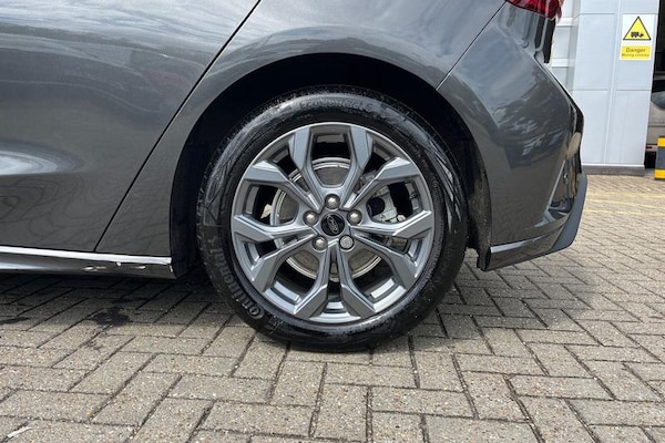 Used Ford Focus 2023 for sale - 76184557: Photo 8