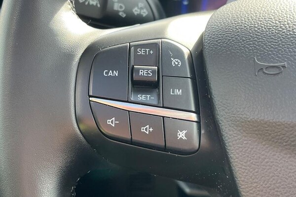 Used Ford Focus 2021 for sale - 76266050: Photo 32
