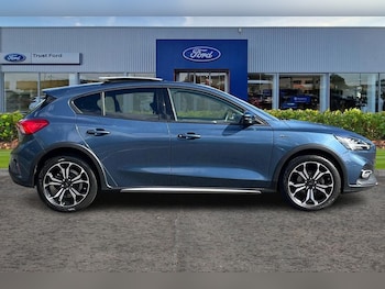 Used Ford Focus 2021 for sale - 76266050: Photo