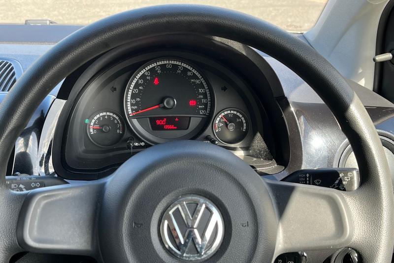 Used Volkswagen up! 2016 for sale - 78206093: Photo 12