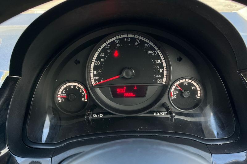 Used Volkswagen up! 2016 for sale - 78206093: Photo 13