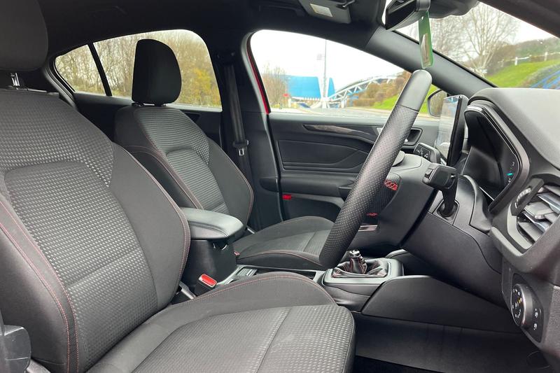 Used Ford Focus 2023 for sale - 76984746: Photo 17