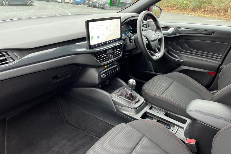 Used Ford Focus 2023 for sale - 76984746: Photo 18