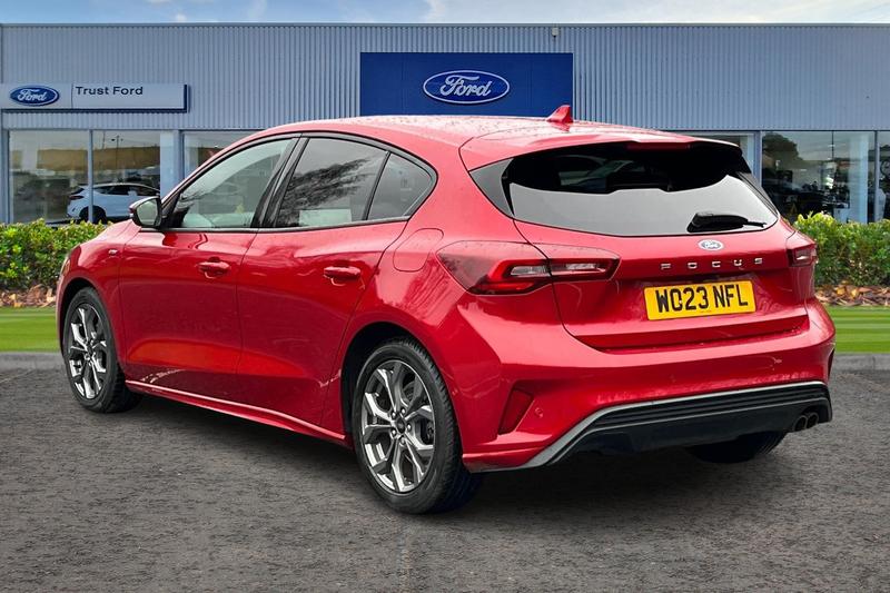 Used Ford Focus 2023 for sale - 76984746: Photo 2