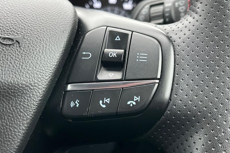 Used Ford Focus 2023 for sale - 76984746: Photo 33