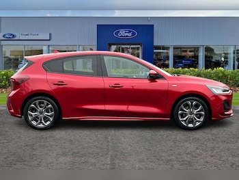 Used Ford Focus 2023 for sale - 76984746: Photo