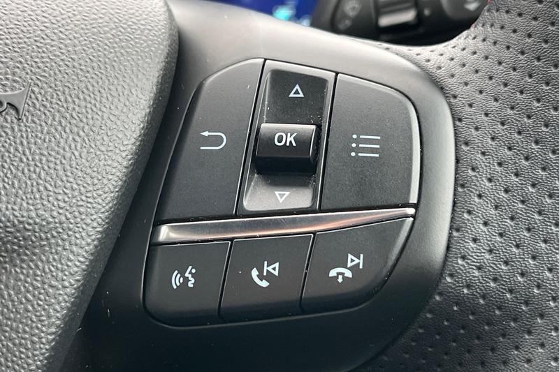 Used Ford Fiesta 2023 for sale - 78001124: Photo 32