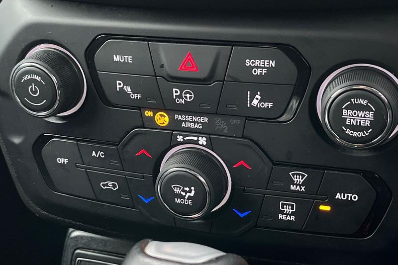 Used Jeep Renegade 2021 for sale - 76563113: Photo 27