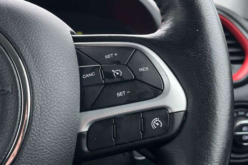 Used Jeep Renegade 2021 for sale - 76563113: Photo 33