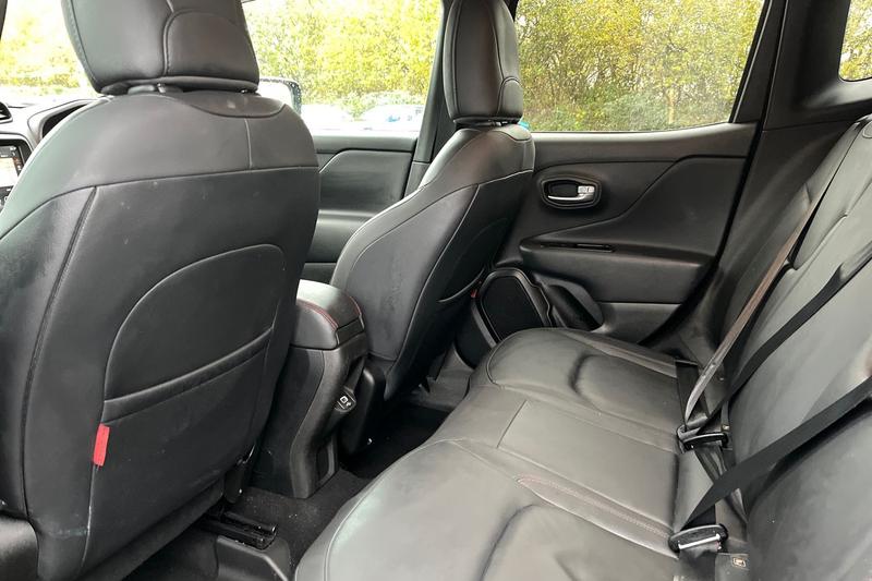 Used Jeep Renegade 2021 for sale - 76563113: Photo 38