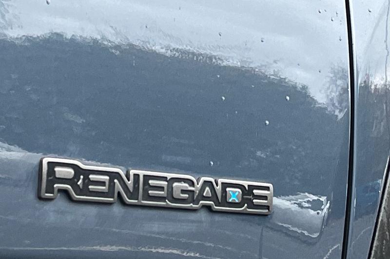 Used Jeep Renegade 2021 for sale - 76563113: Photo 39