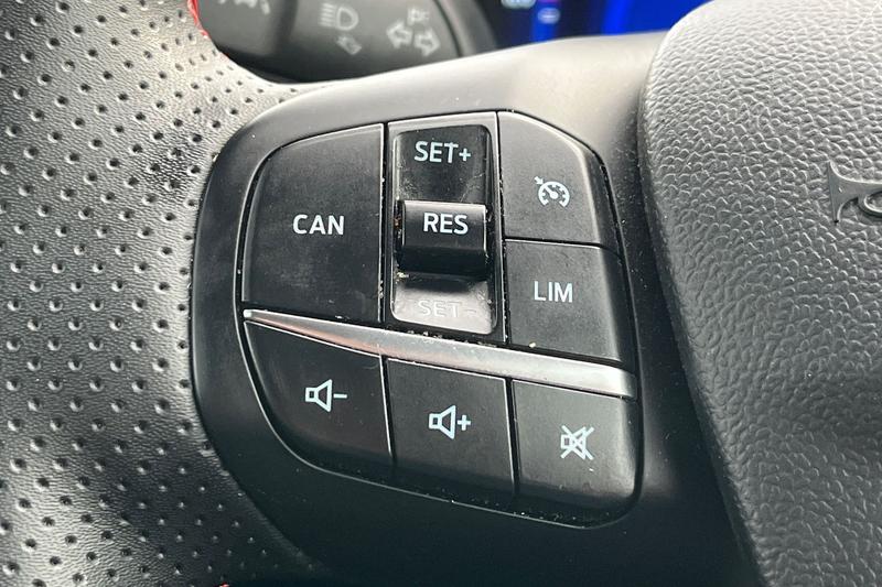 Used Ford Puma 2020 for sale - 76931378: Photo 32