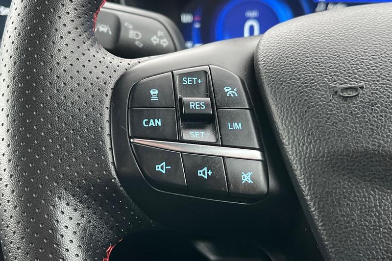 Used Ford Focus 2023 for sale - 77306953: Photo 32