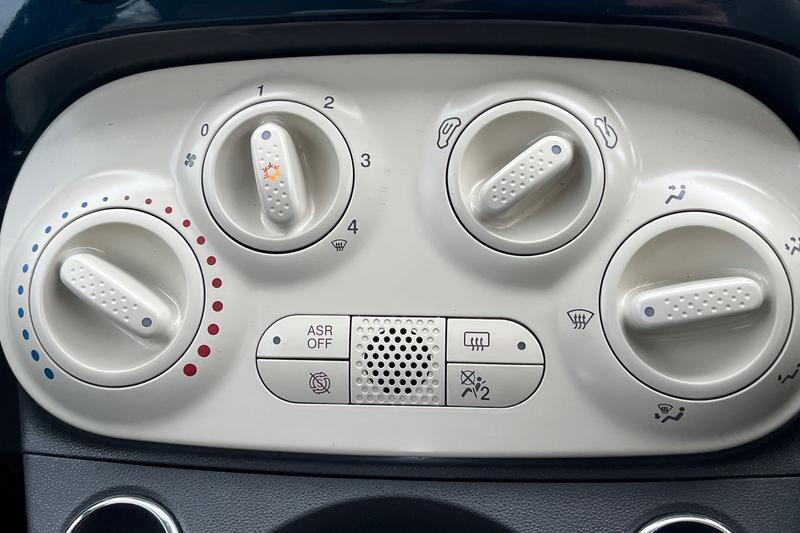 Used Fiat 500 2016 for sale - 77647470: Photo 24