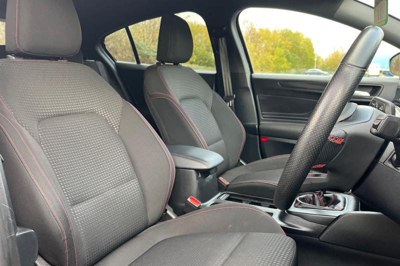 Used Ford Focus 2023 for sale - 76631346: Photo 17