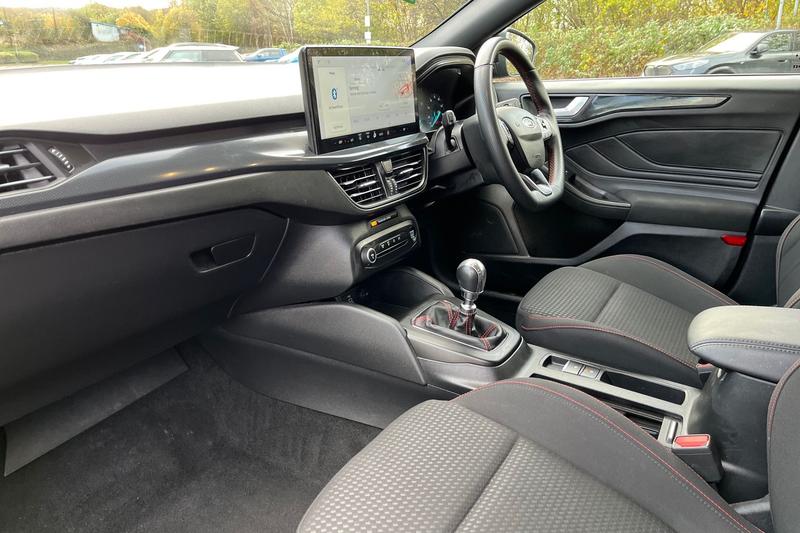 Used Ford Focus 2023 for sale - 76631346: Photo 18