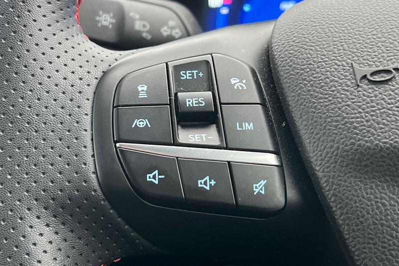 Used Ford Kuga 2024 for sale - 77427292: Photo 31