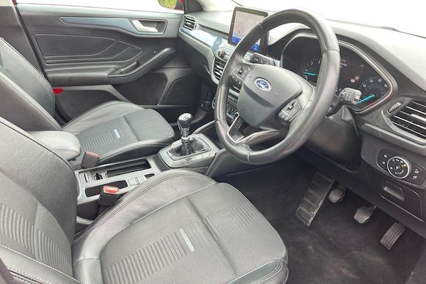 Used Ford Focus 2019 for sale - 75667617: Photo 9