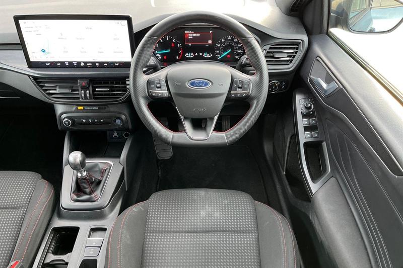 Used Ford Focus 2023 for sale - 76960759: Photo 11