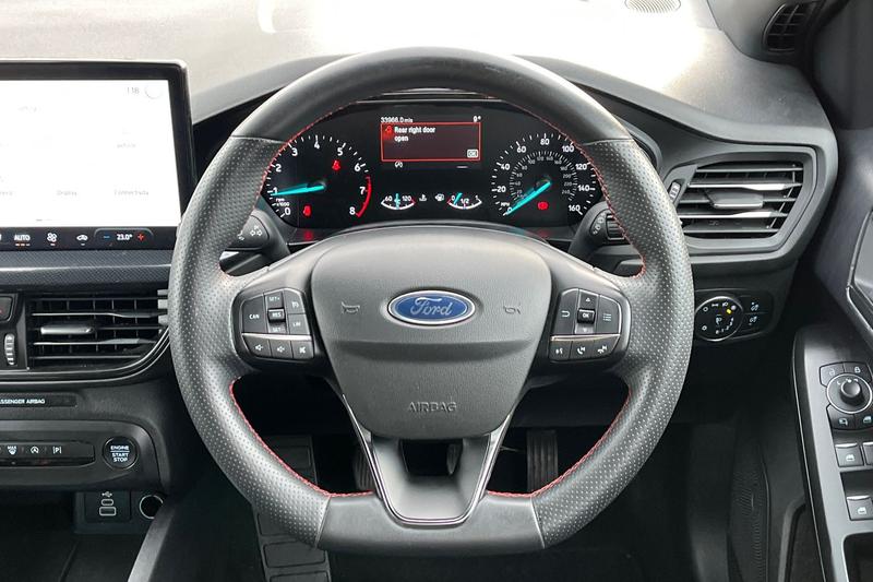 Used Ford Focus 2023 for sale - 76960759: Photo 12