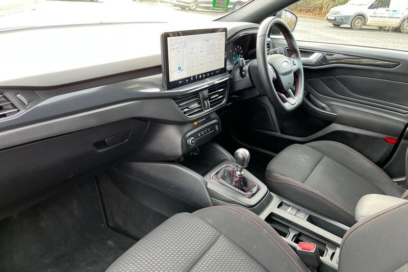 Used Ford Focus 2023 for sale - 76960759: Photo 18